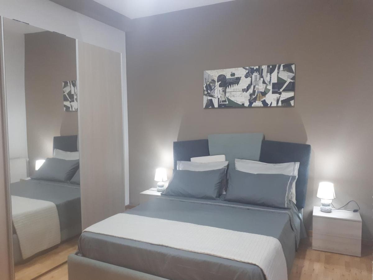 Central House Apartment Caserta Exterior foto