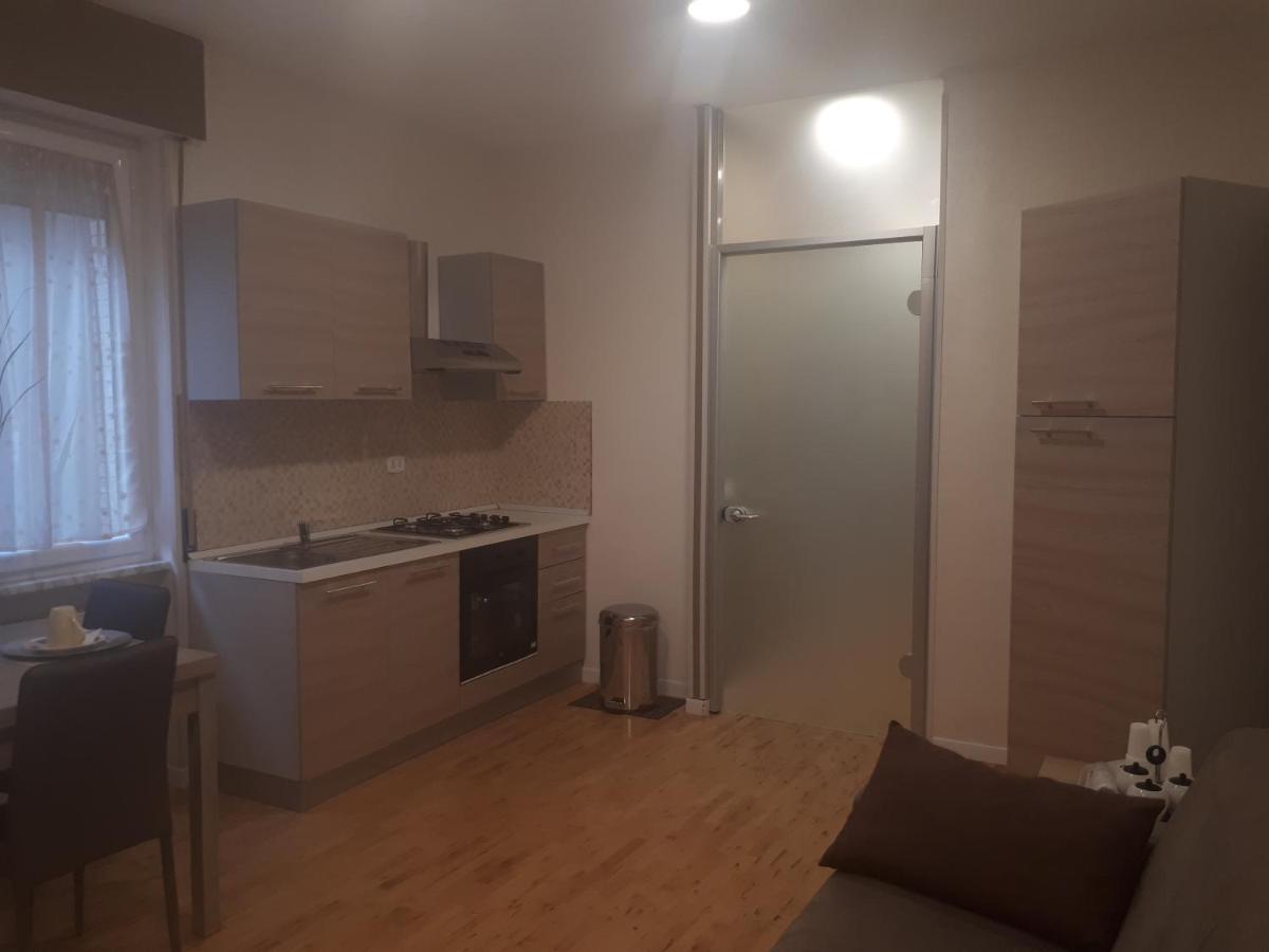Central House Apartment Caserta Exterior foto